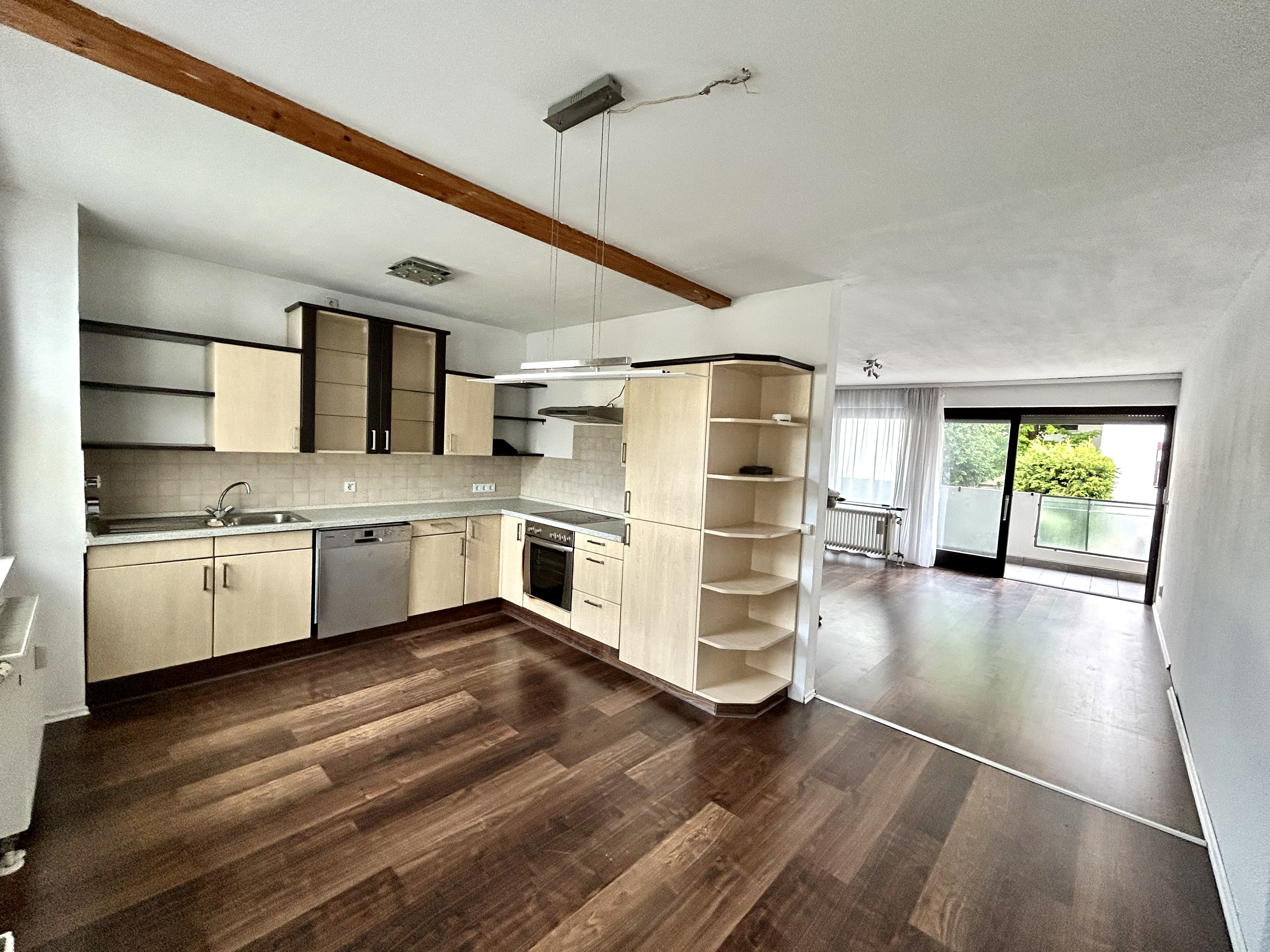 Gemütliche 2-ZKB mit Balkon!